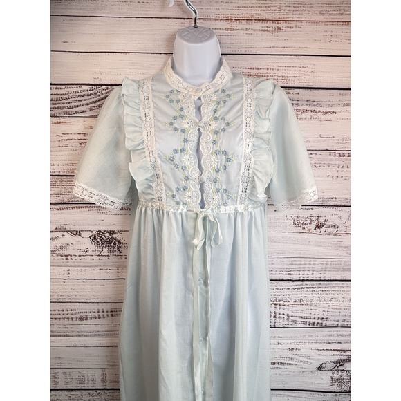 Vintage Cottagecore Dress M Nightgown Robe Embroidered Eyelet Lace Ruffle Ribbon - Picture 3 of 12